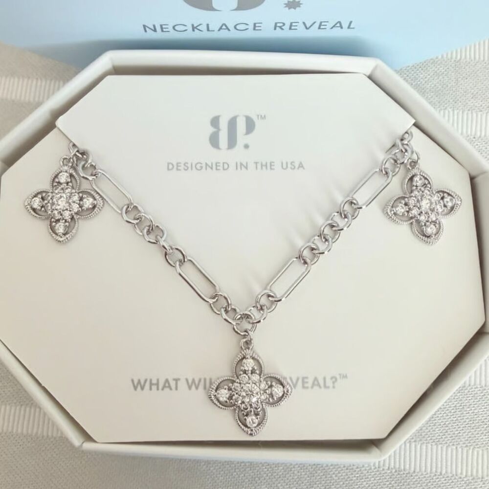 Rosalie (clover) Necklace